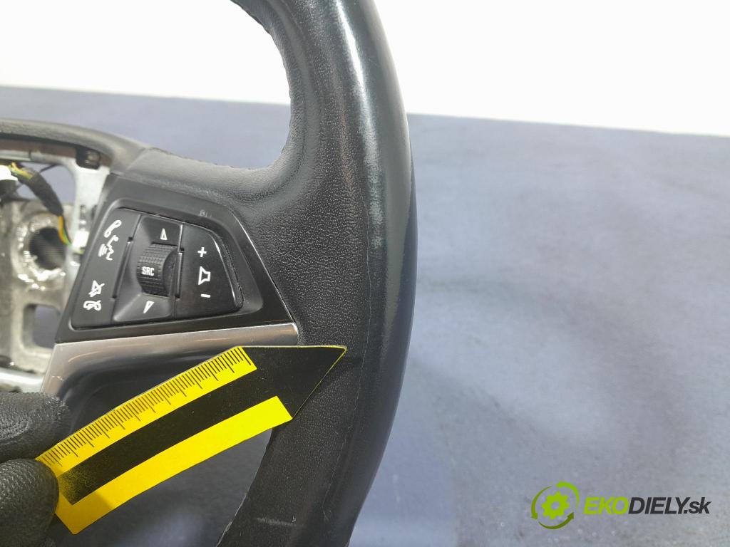 Opel Astra 2012 volant 13351025