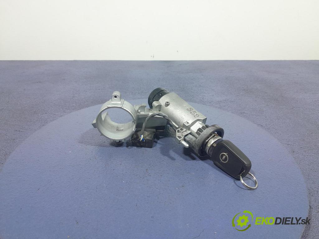 Opel Astra 2012 Spínač zapaľovania: 4121694