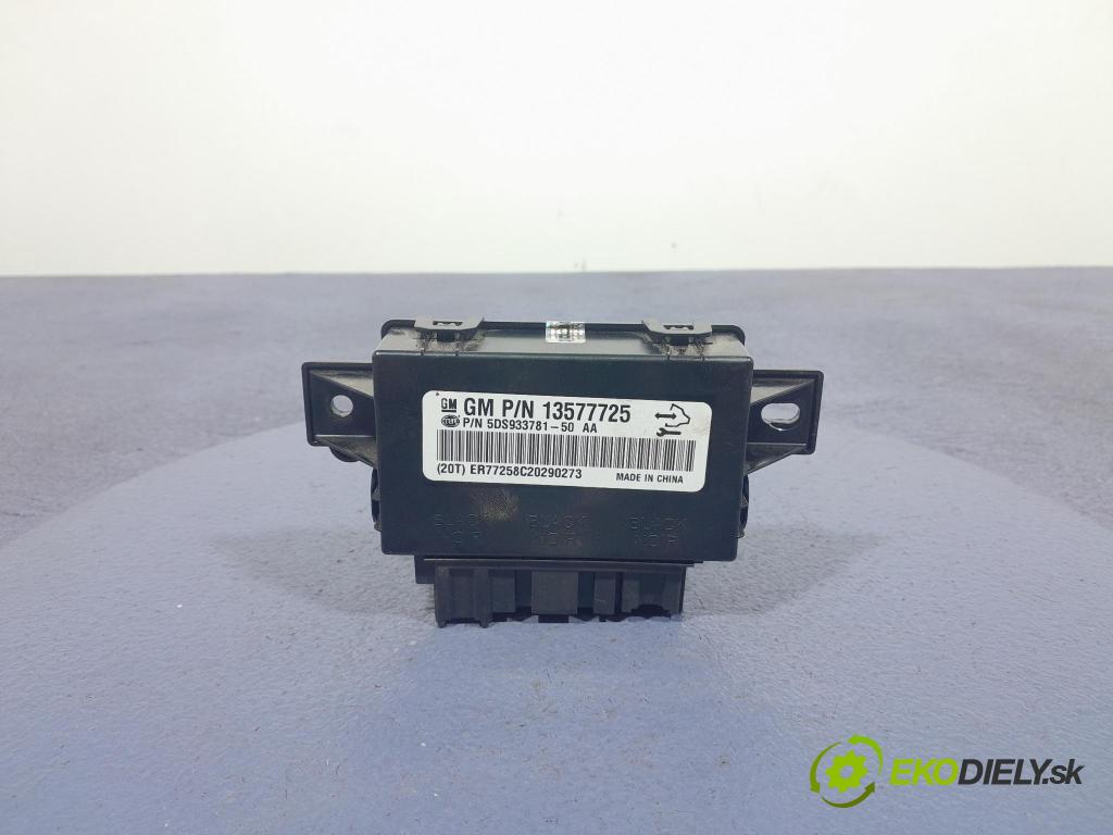 Opel Astra 2012 riadiaca jednotka Sedadlo: 13577725