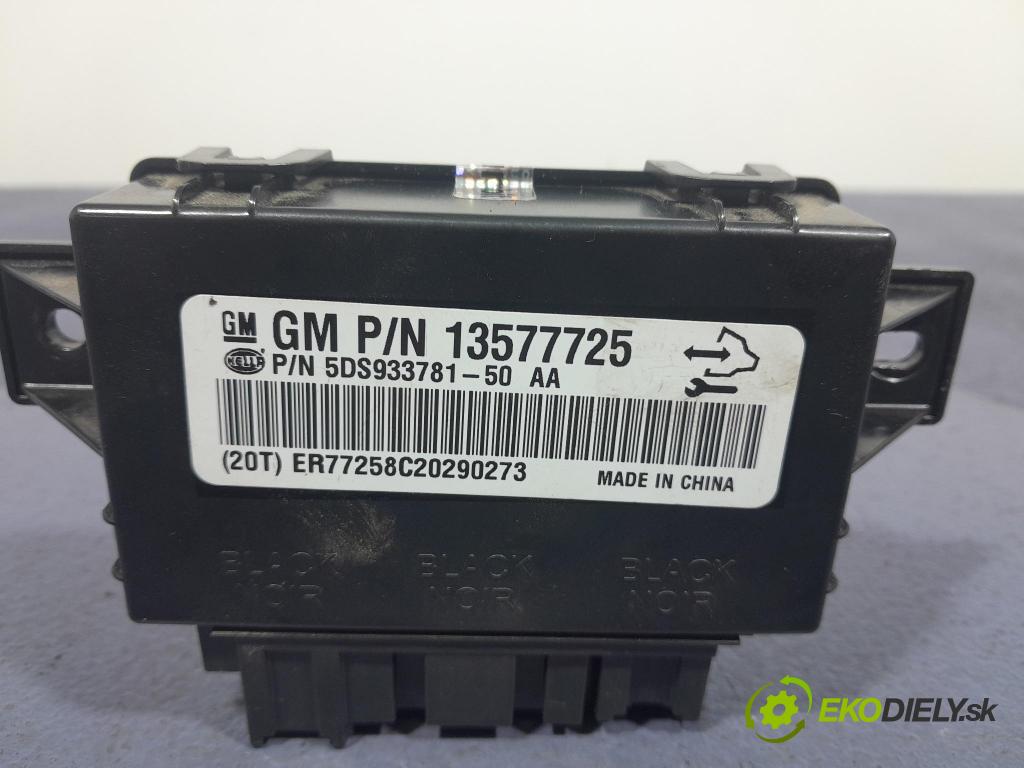 Opel Astra 2012 riadiaca jednotka Sedadlo: 13577725