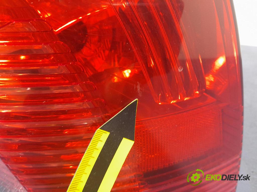Peugeot 308 2008 svetlo / reflektor zad ľavá Vonkajsia: