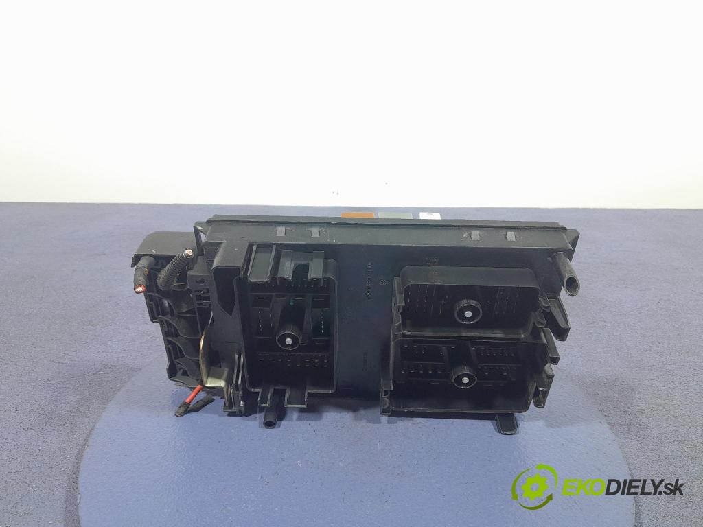 Opel Astra 2012 skrinka Poistky: 13343769