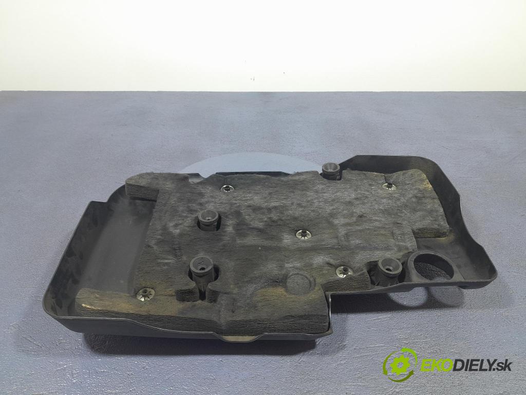 Opel Astra 2012 kryt Motor: 55581775