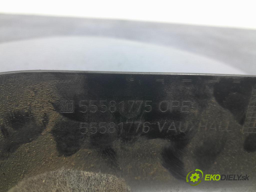 Opel Astra 2012 kryt Motor: 55581775
