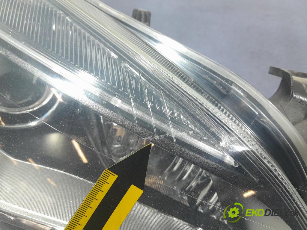 Opel Astra 2012 Reflektor: v pravo: 13374518