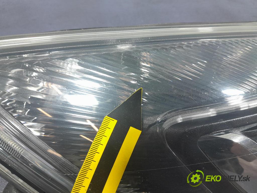 Opel Astra 2012 Reflektor: v pravo: 13374518