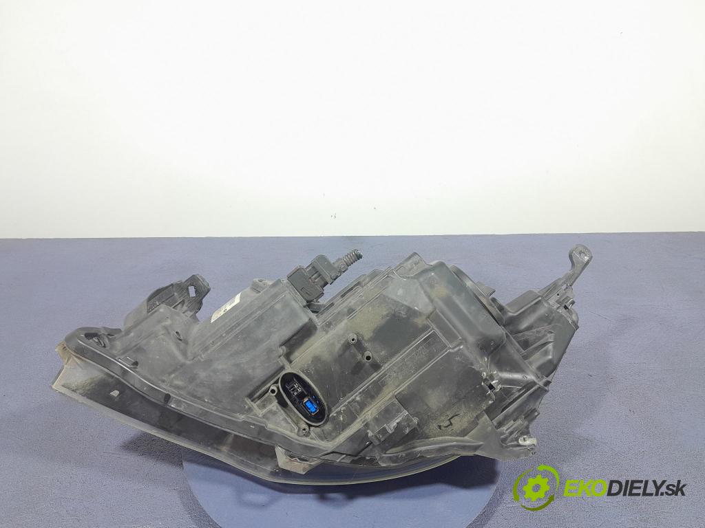Opel Astra 2012 Reflektor: v pravo: 13374518
