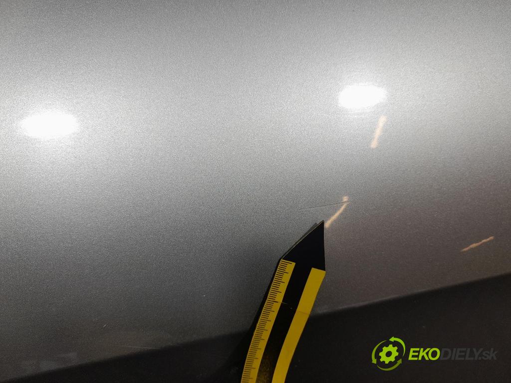 Peugeot 308 2008 dveře Zad: Vlevo, odjet: