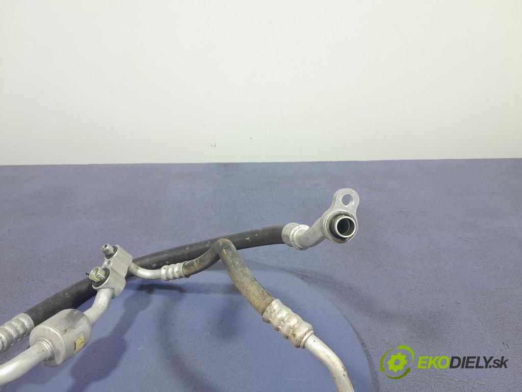 Opel Astra 2012 rúrka Klimatizácia: