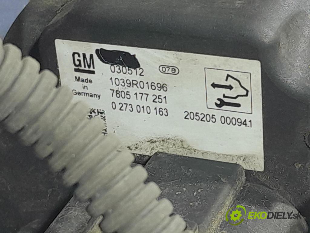 Opel Astra 2012 Ozubené kolo: volant 13368195