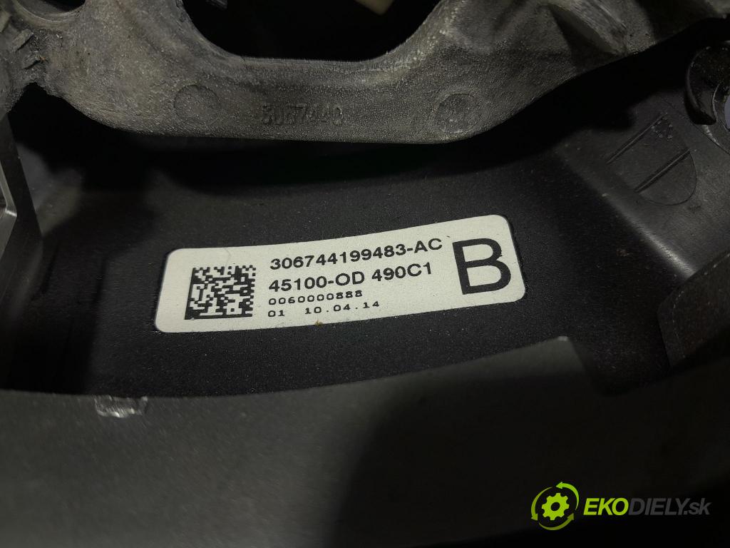 Toyota Yaris 2014 volant 45100-0D490C1