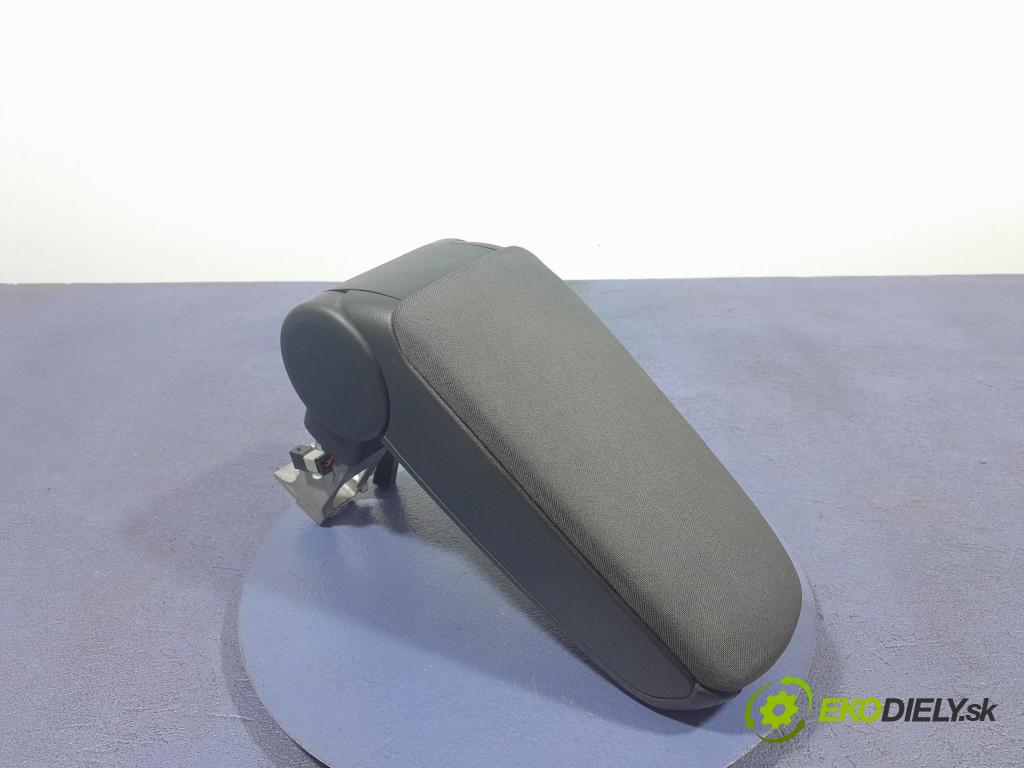 Audi A4 2006 operadlo 8E0864207D
