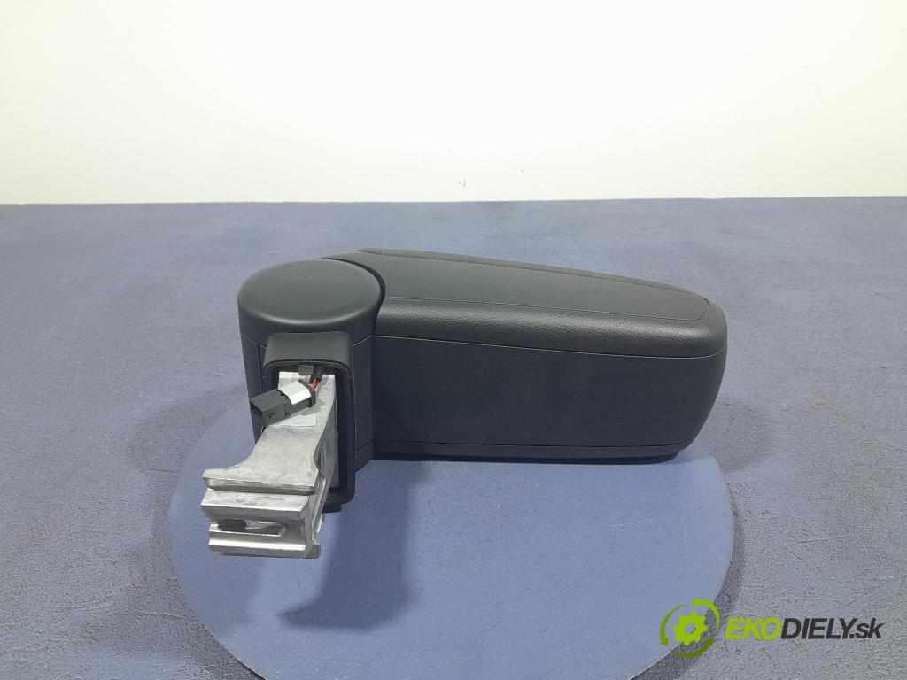 Audi A4 2006 operadlo 8E0864207D