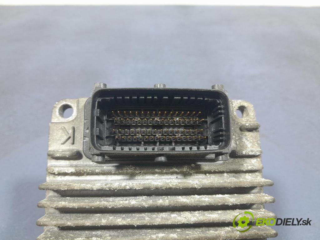 Opel Vectra 2005 riadiaca jednotka Motor: 12242010