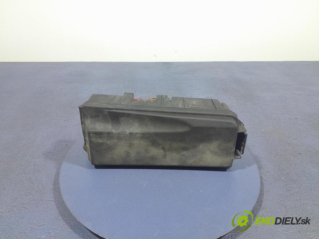 Opel Vectra 2005 skrinka Poistky: 13187505