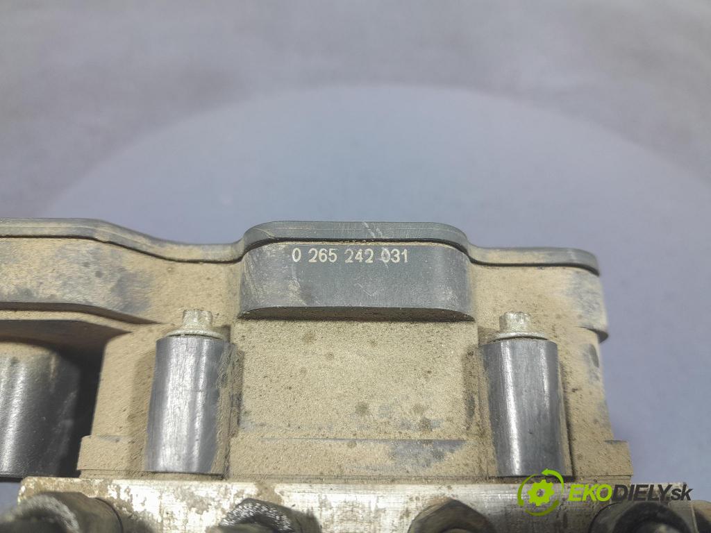 Nissan Micra 2011 čerpadlo ABS x 476601H20A