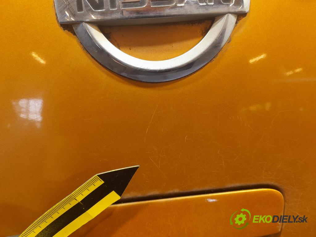 Nissan Micra 2011 zadní dveře kufra: kufr