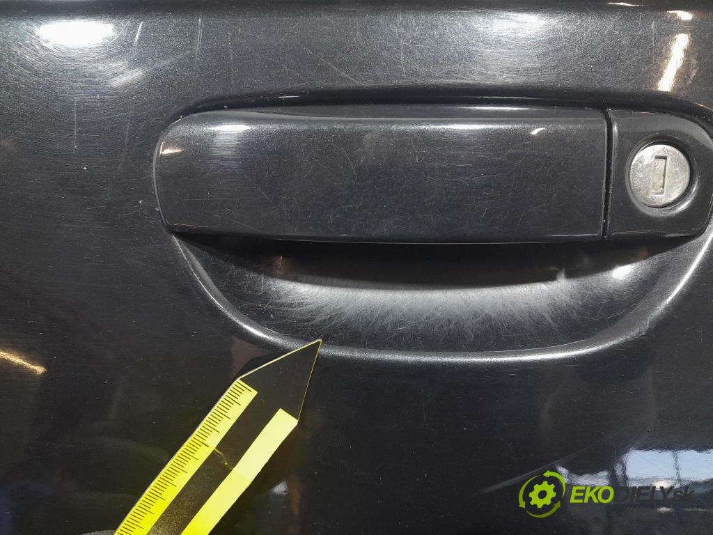 Audi A4 2006 dveře před Vlevo, odjet: