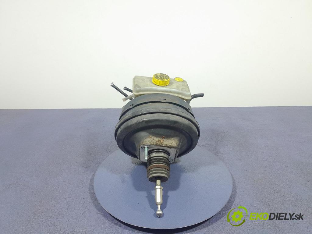Audi A4 2006 servo Brzdy: 8E0612105P