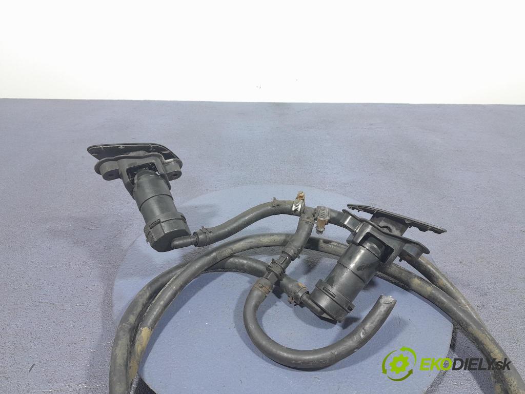 Audi A4 2006 ostřikovač 8E0955102G