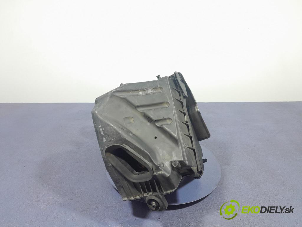 Audi A4 2006 obal Filtra: Vzduch: 06C133843