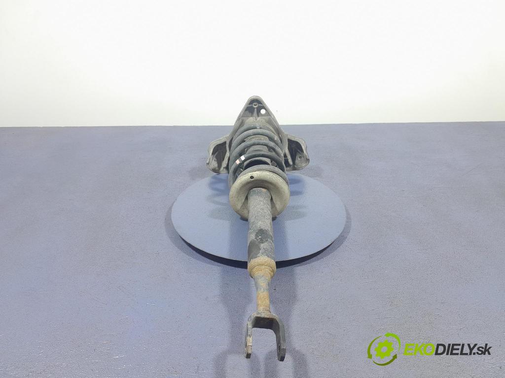 Audi A4 2006 tlumič před pravy 8E0413031DA