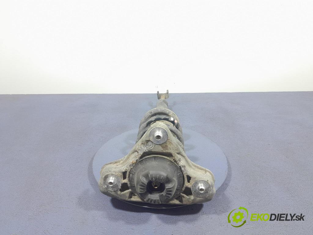 Audi A4 2006 tlumič před pravy 8E0413031DA