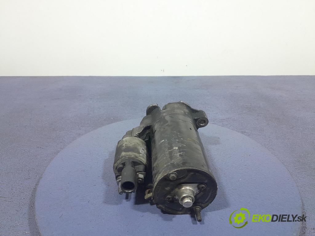 Audi A4 2006 štartér 03G911023A