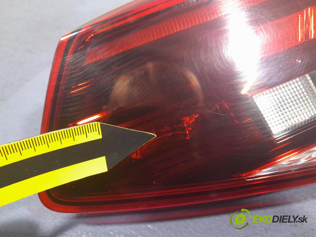 Vw Passat 0 svetlo / reflektor zad Prava: Vnútri: 3G9945094H