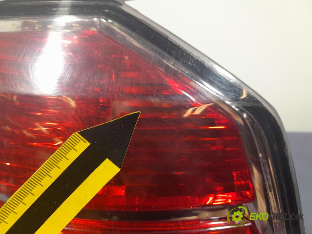 Opel Zafira 2007 svetlo / reflektor zad Prava: Vonkajsia: