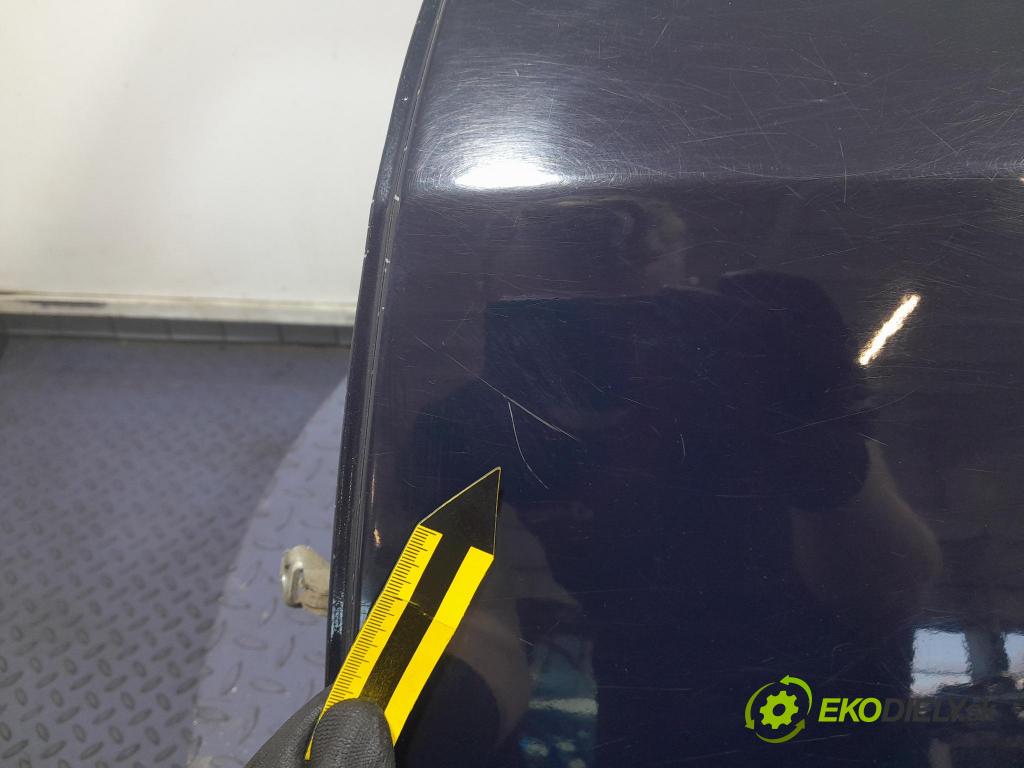 Fiat Grande punto 2007 dvere zad Vľavo: