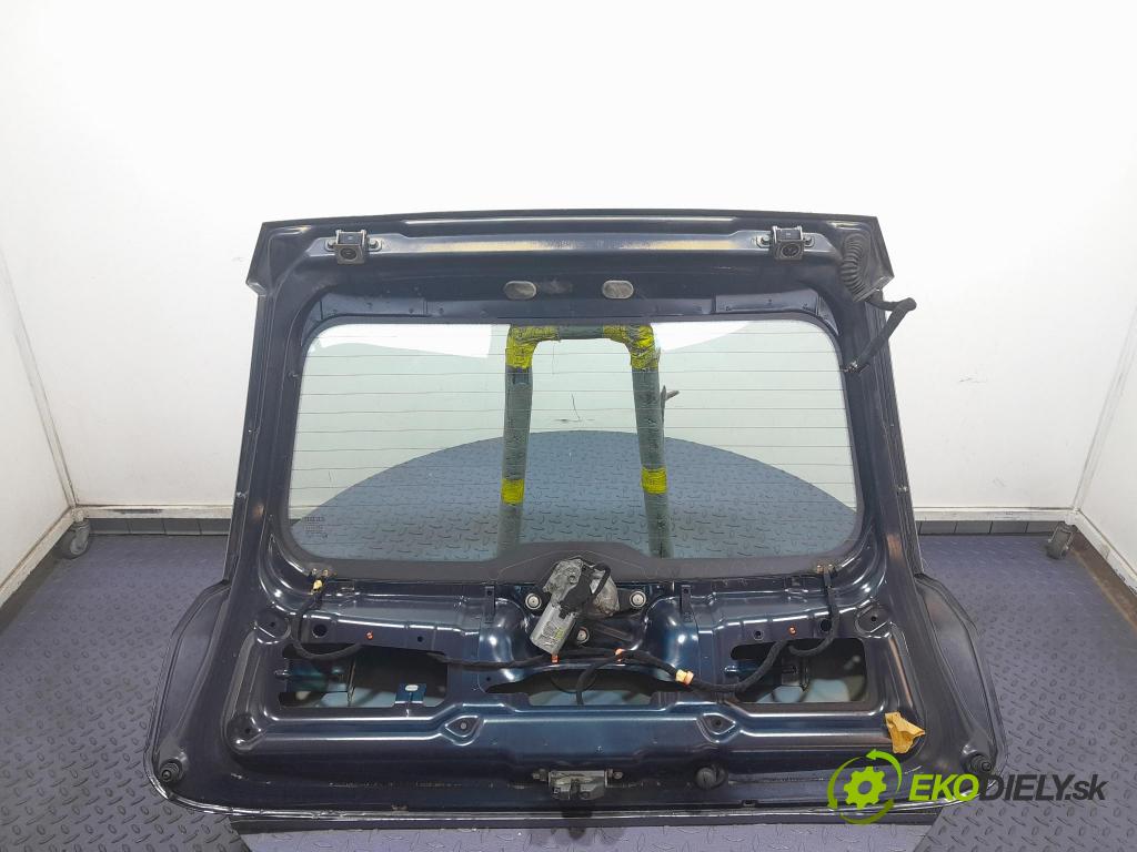 Fiat Grande punto 2007 zadna dveře kufra: kufra: