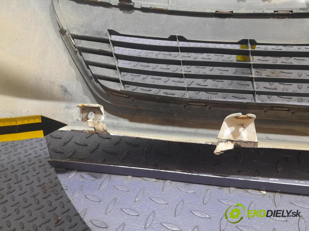 Toyota Yaris 2014 nárazník Predné