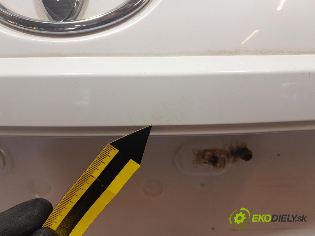 Toyota Yaris 2014 zadna dveře kufra: kufra: