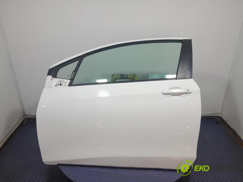 Toyota Yaris 2014 dvere Predné Vľavo: