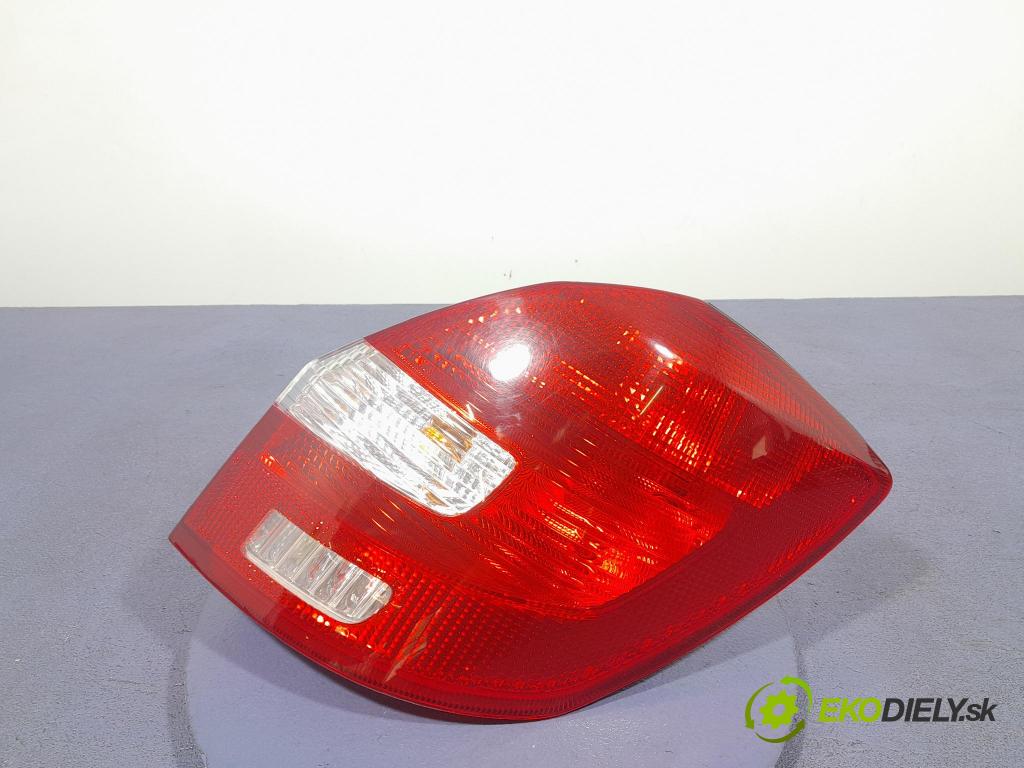 Skoda Fabia 2009 svetlo / reflektor zad Prava: Vonkajsia: 5J6945096