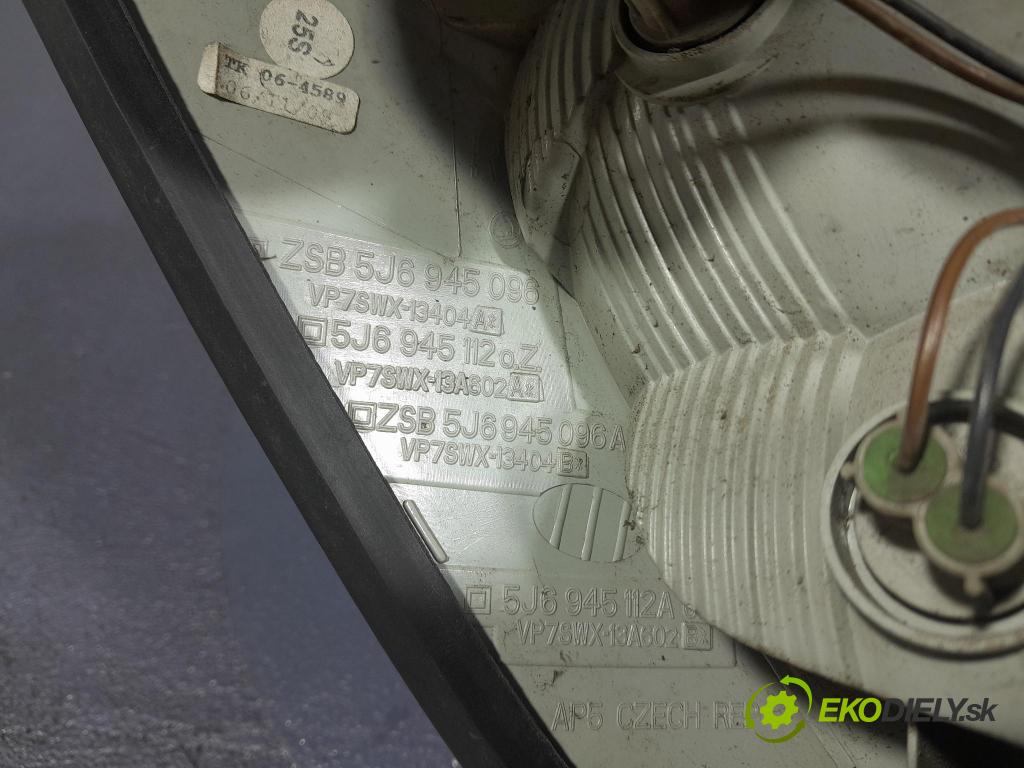 Skoda Fabia 2009 svetlo / reflektor zad Prava: Vonkajsia: 5J6945096