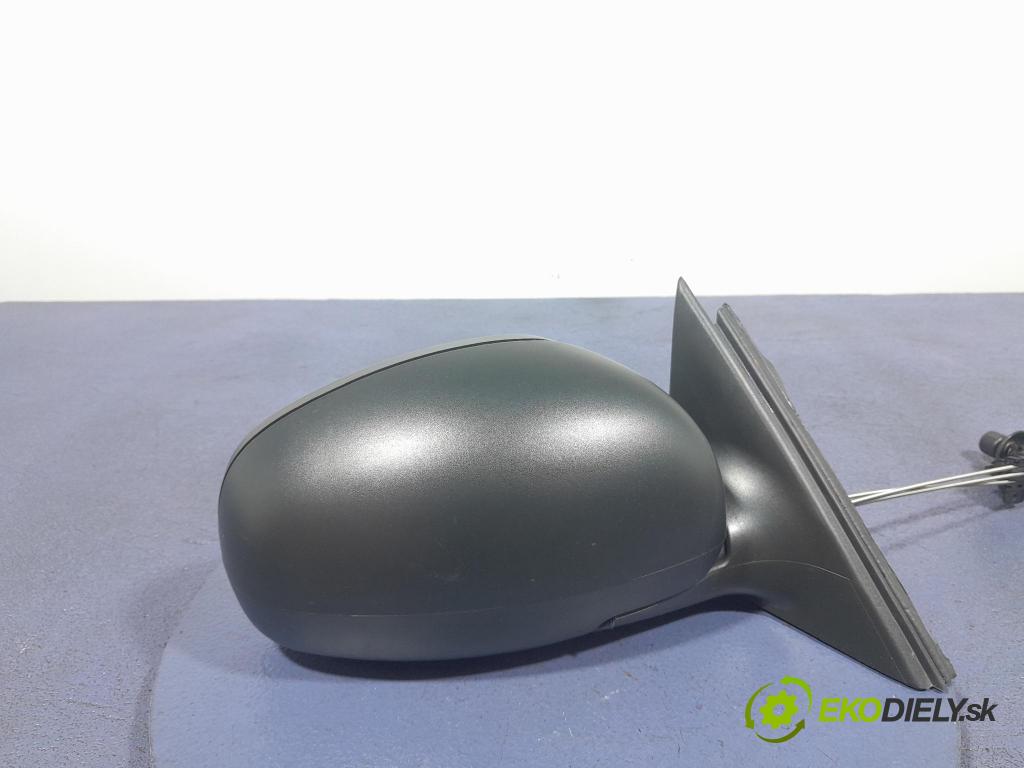 Skoda Fabia 2009 zrkadlo pravé