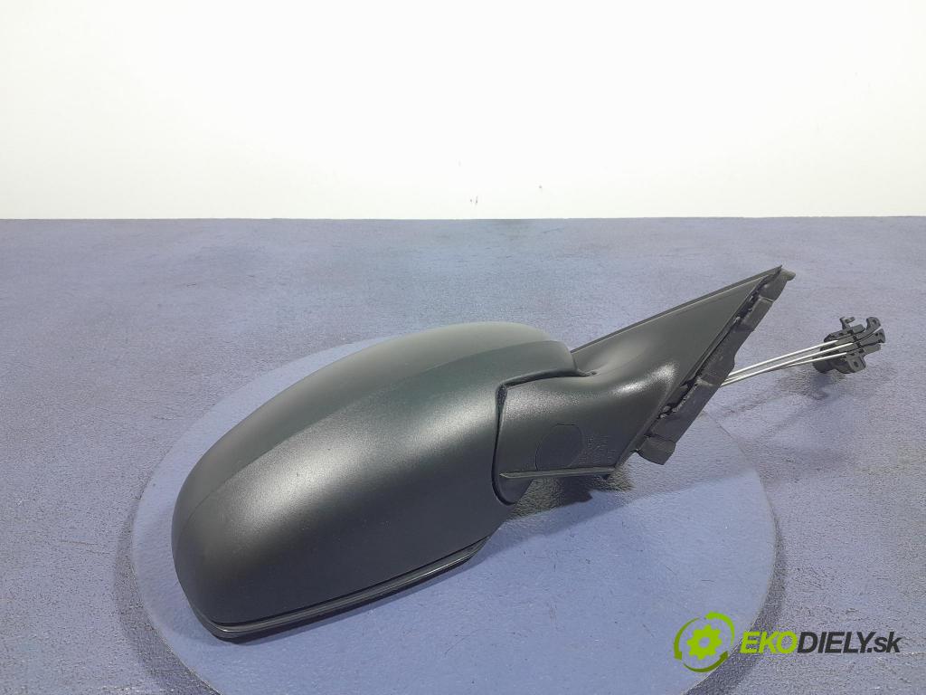 Skoda Fabia 2009 zrkadlo pravé