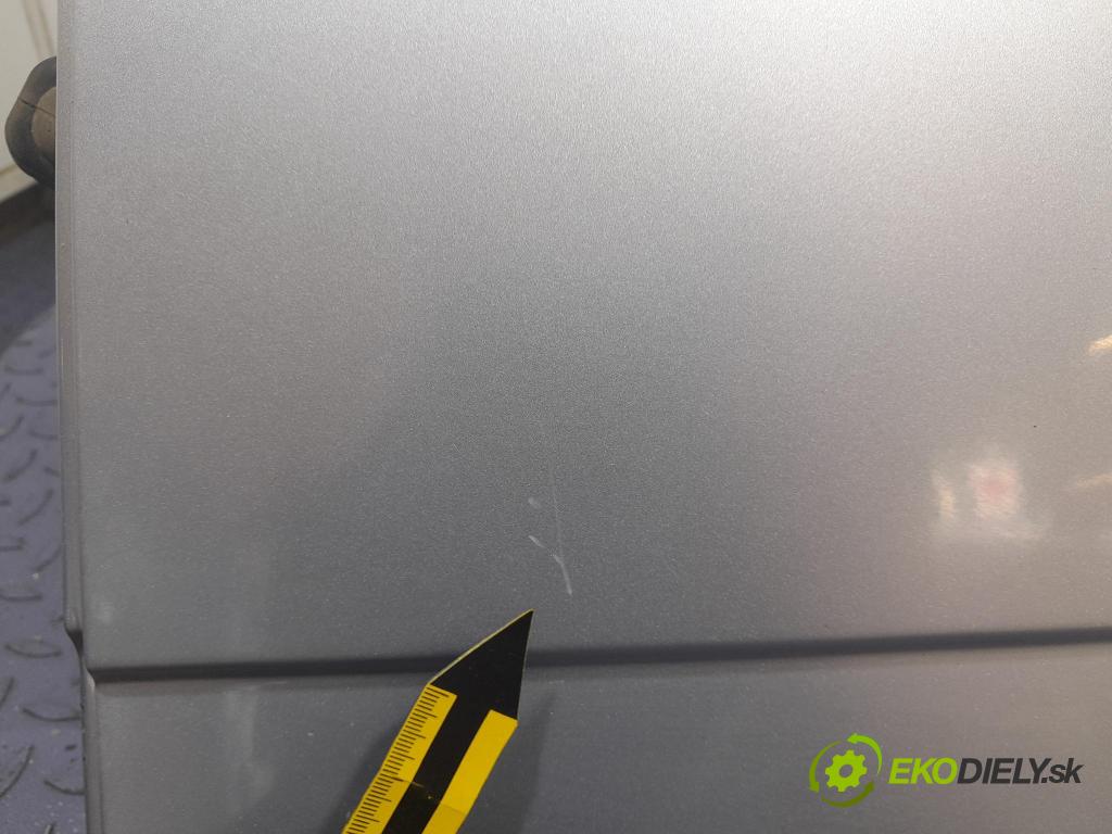 Skoda Fabia 2009 dvere zad Vľavo: