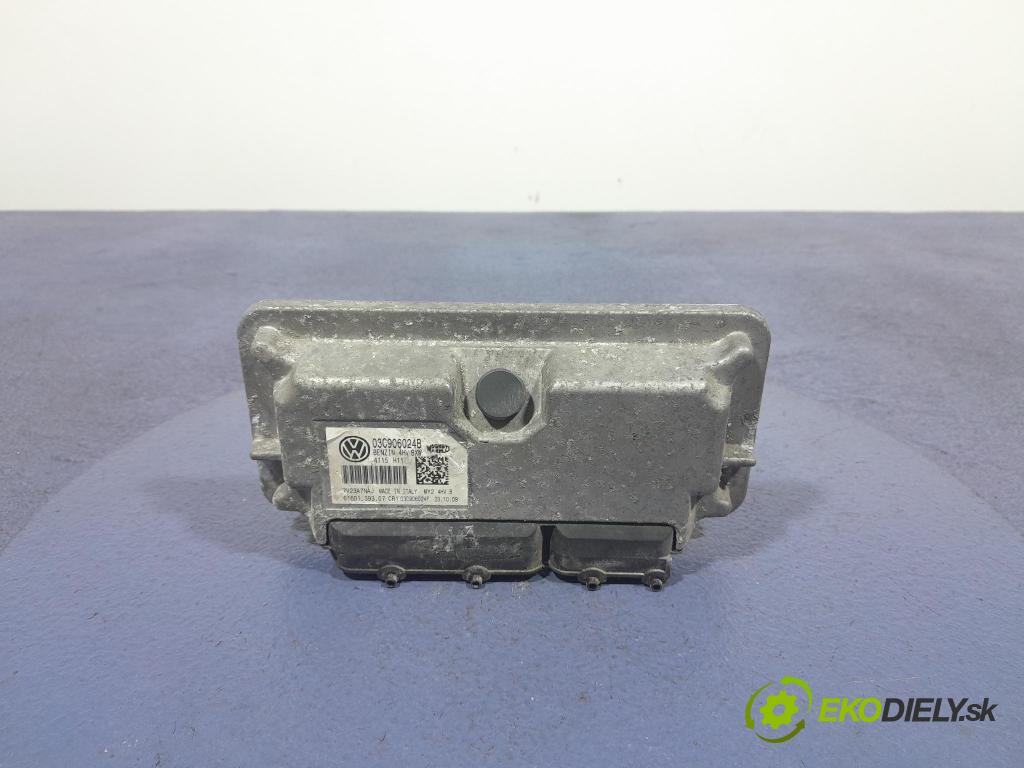 Skoda Fabia 2009 riadiaca jednotka Motor: 03C906024B