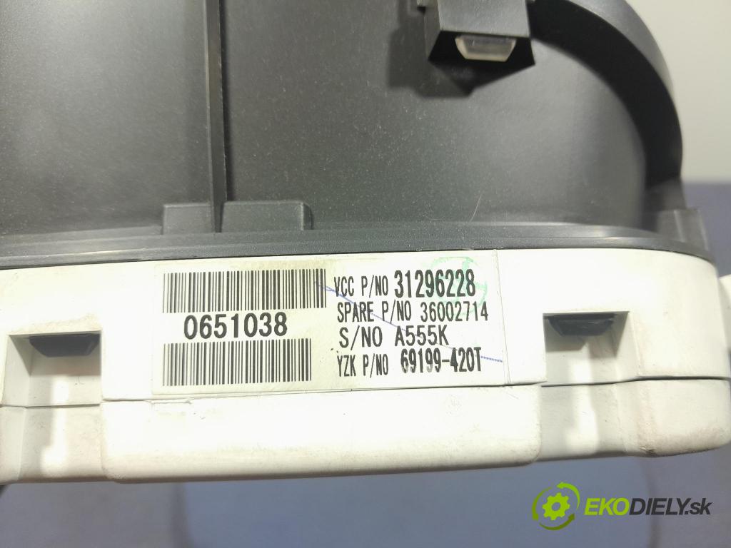 Volvo S40 2012 Přístrojová deska 31296228