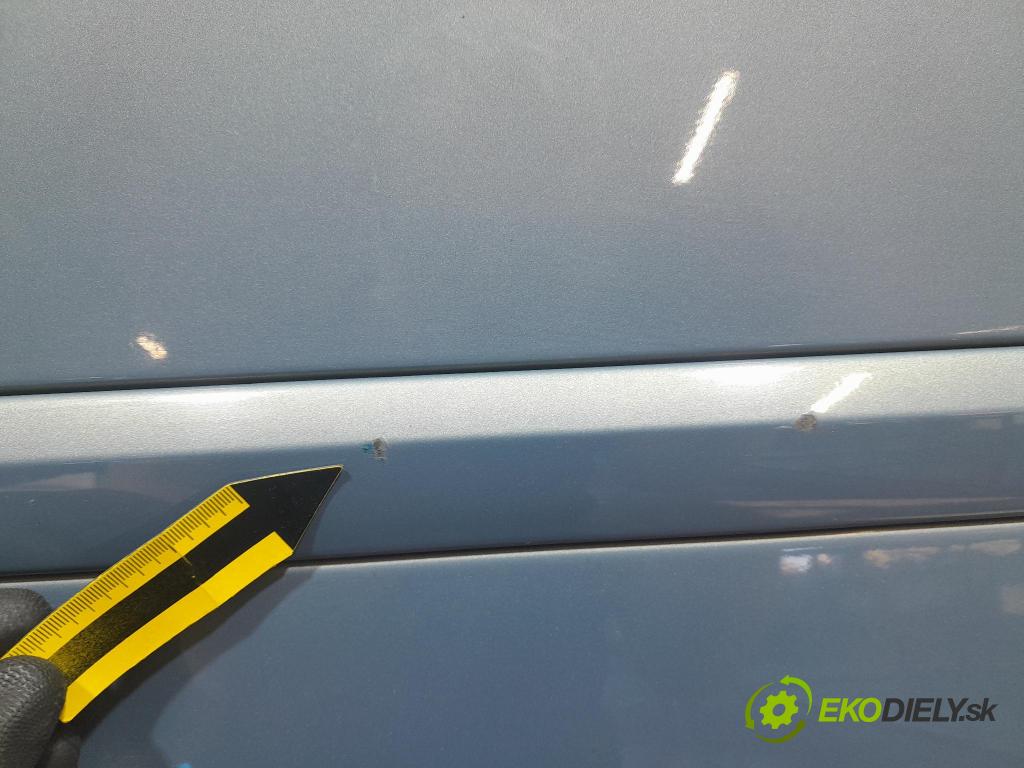 Volvo S40 2012 dveře před prave