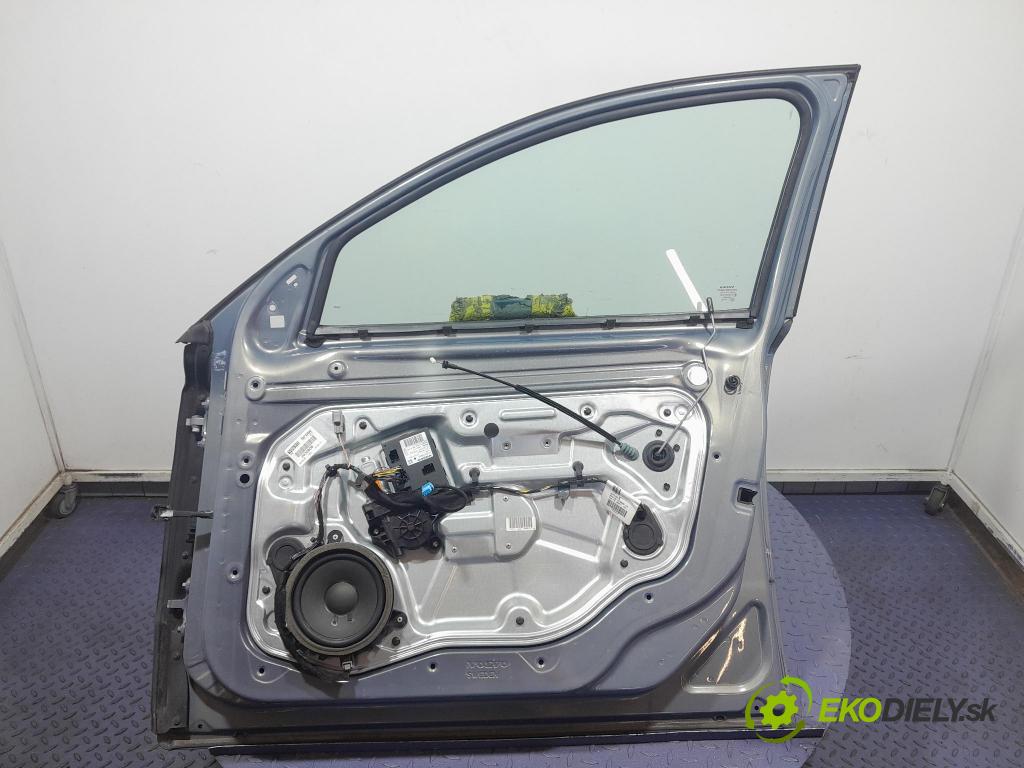 Volvo S40 2012 dveře před prave 