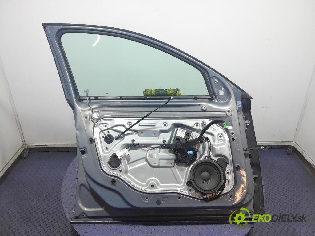 Volvo S40 2012 dveře před Vlevo, odjet: 