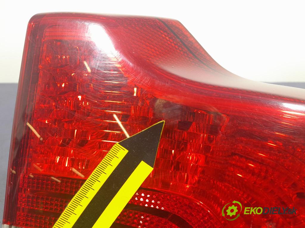 Volvo S40 2012 světlo Zad: Práva: Mimo: 31214608