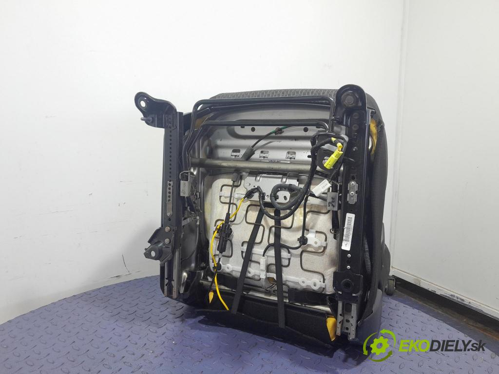 Toyota Yaris 2014 Sedadlo spolujezdce 