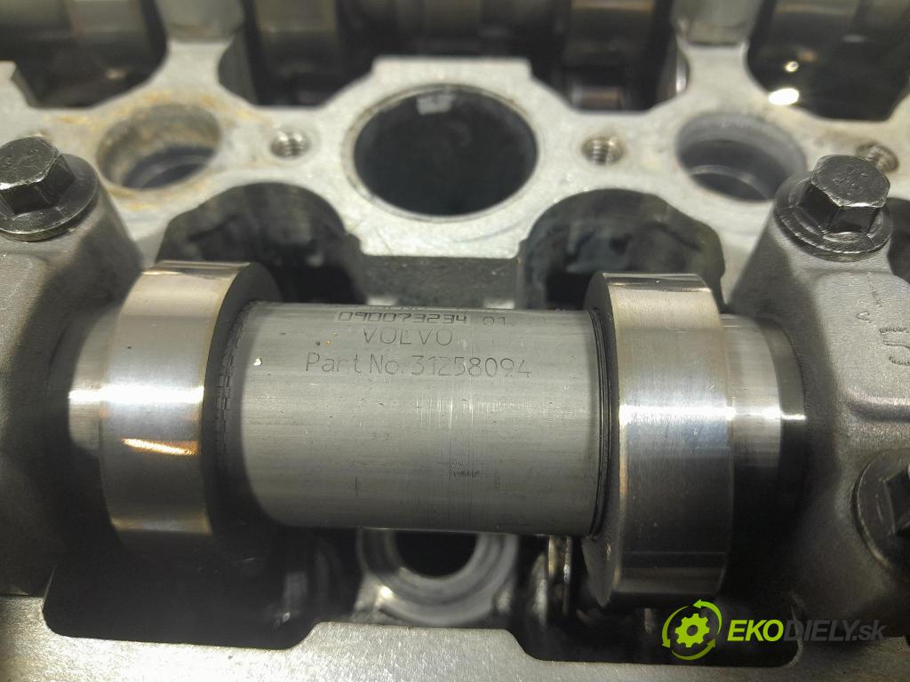 Volvo S40 2012 hlava Motor: 30777365