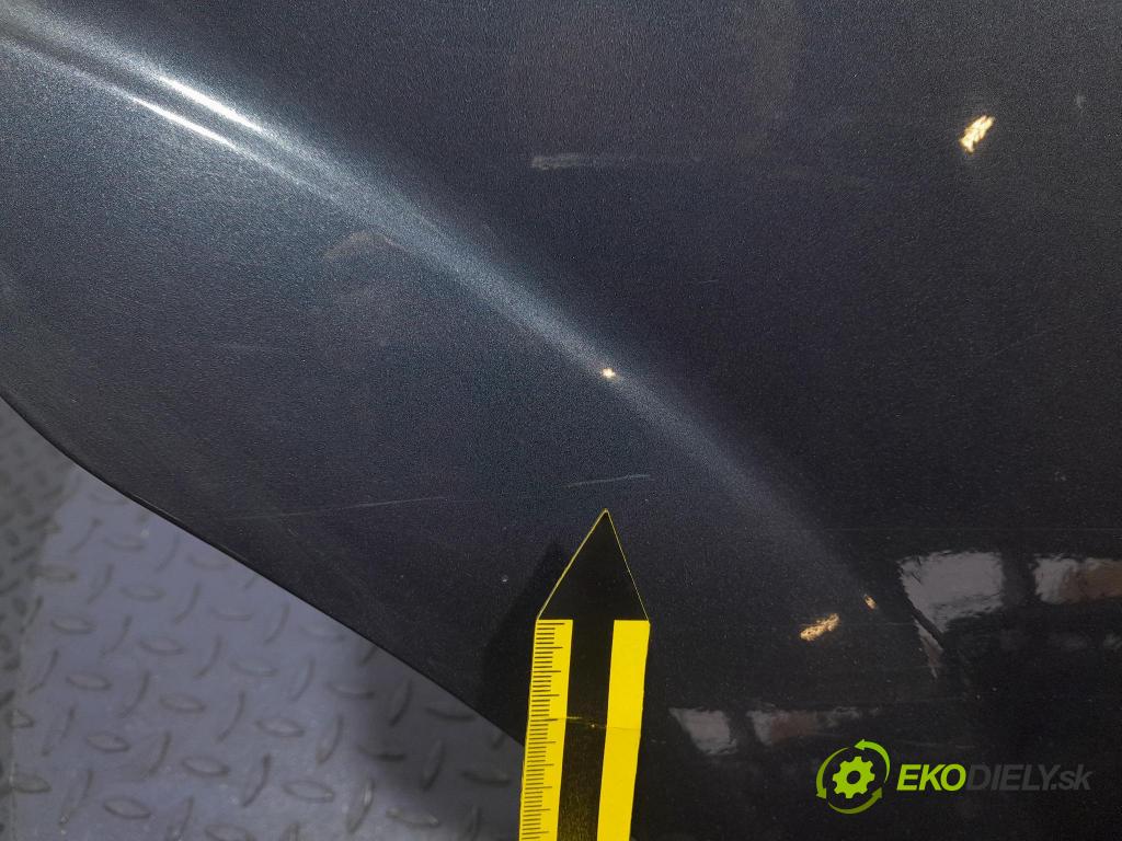 Ford Focus 2008 dveře Zad: prave