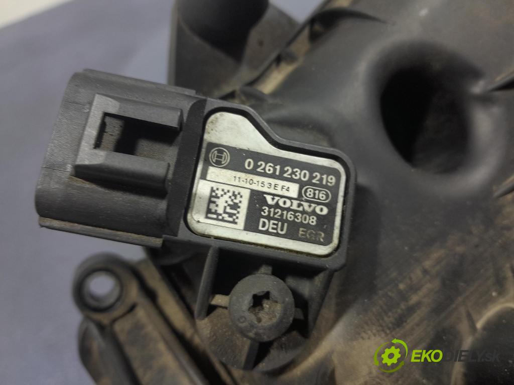 Volvo S40 2012 kryt Ventily 31338169